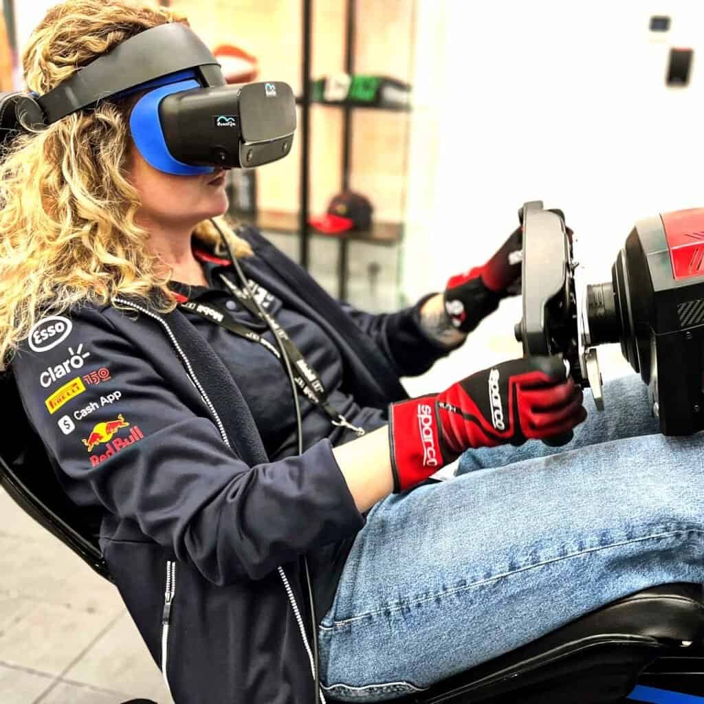 Rent Formula 1 simulator in EU Vienna. Hire Formula simulators turnkey for party celebration with support in European Union