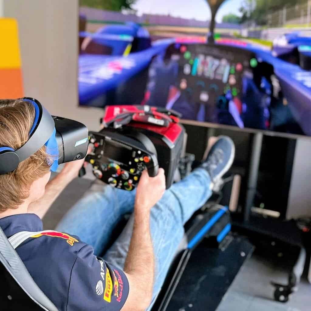 Formula 1 simulator rental in Vienna. Hire Formula simulators turnkey for celebration party with support in European Union